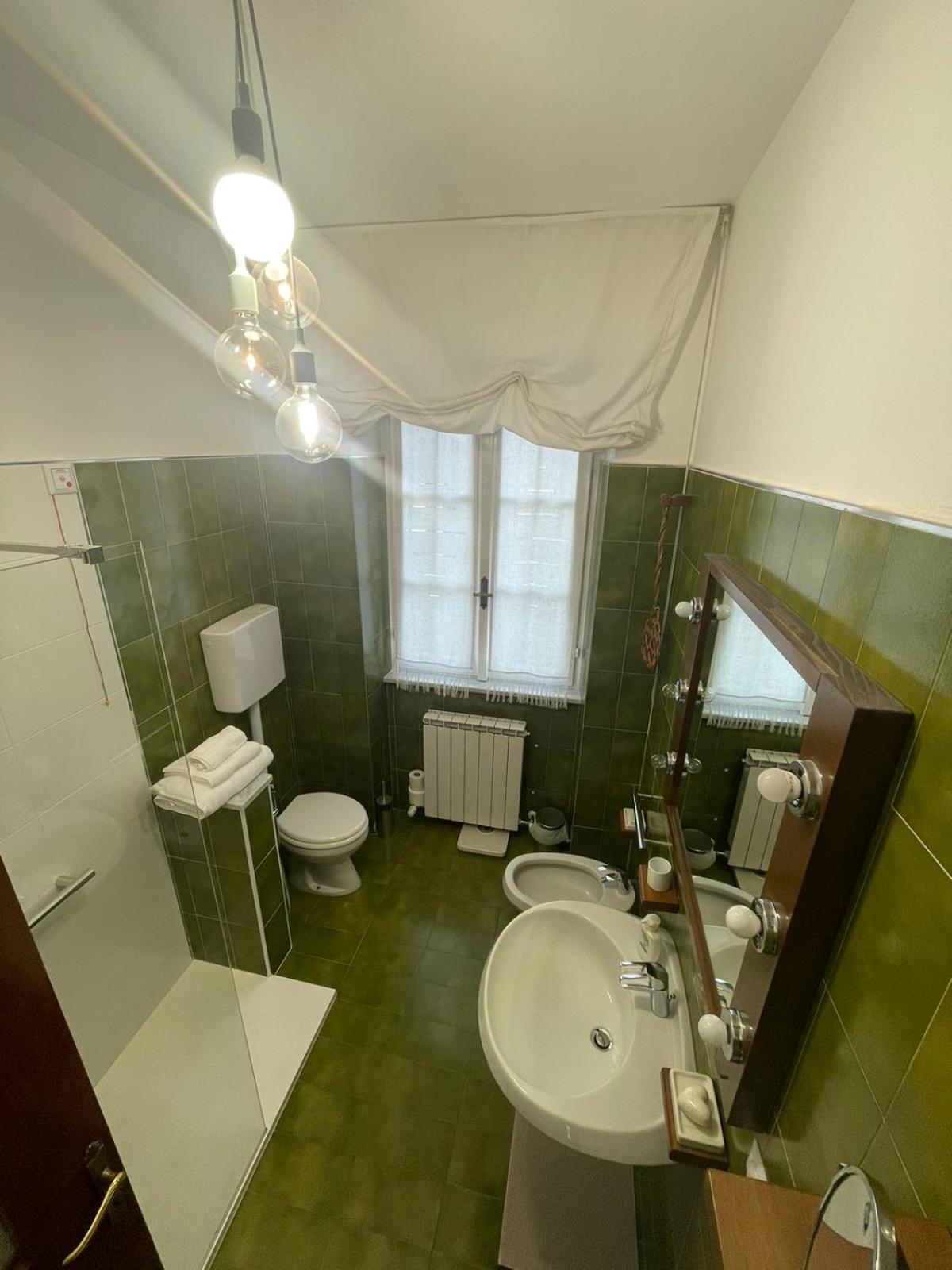 B&B Marilena Guanzate ภายนอก รูปภาพ
